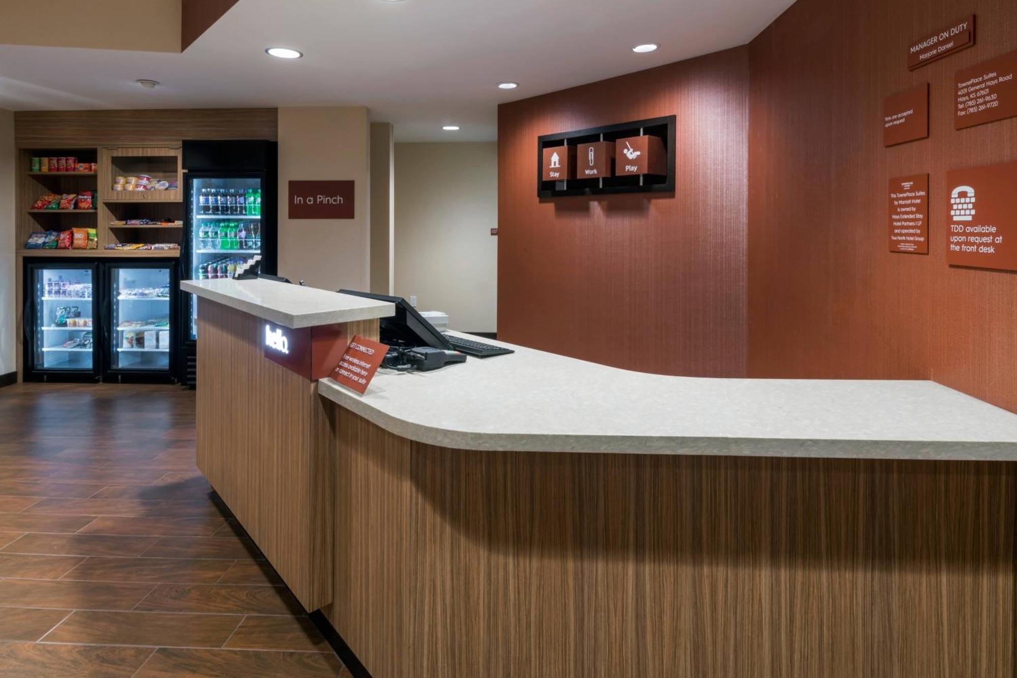 Towneplace Suites By Marriott Hays Exteriér fotografie